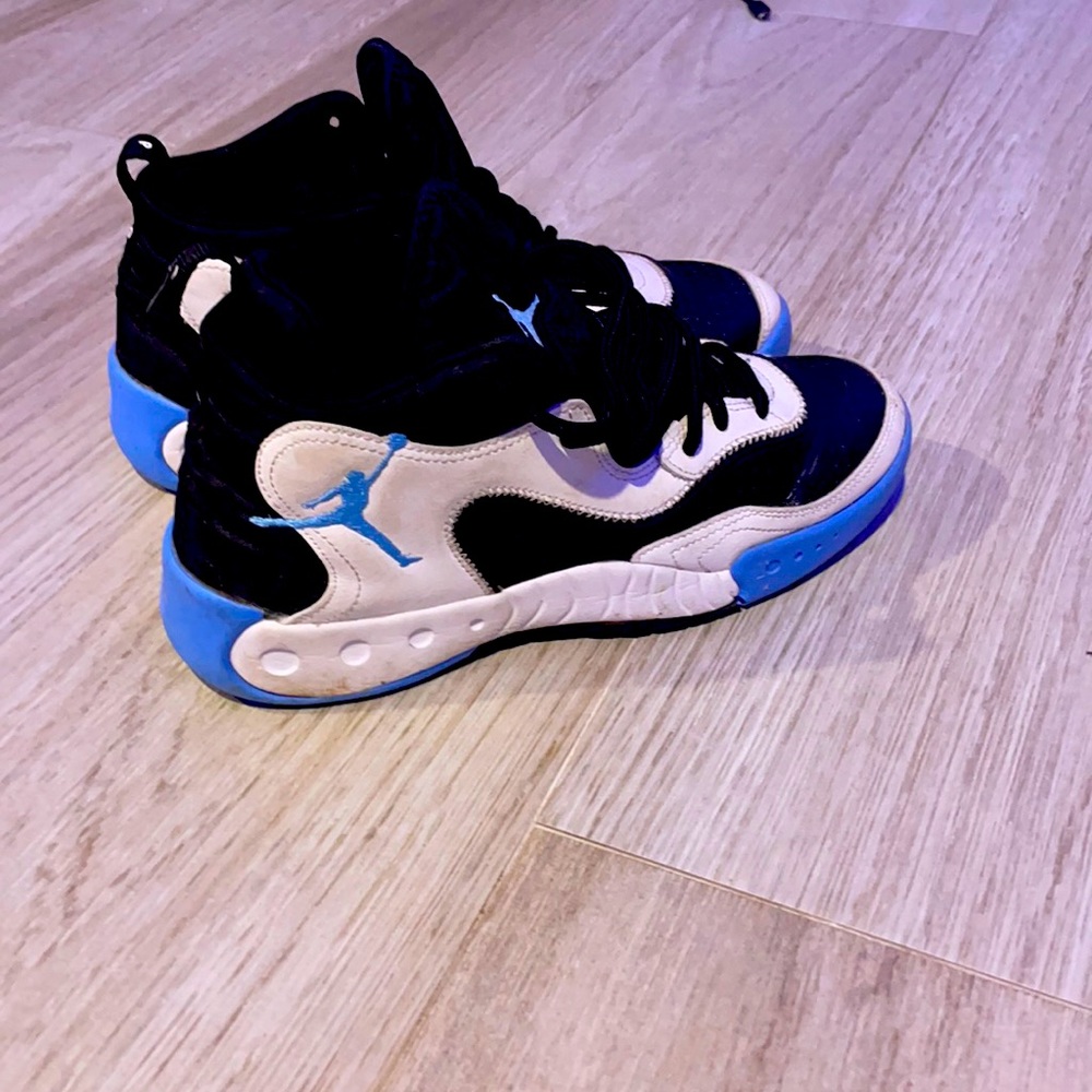Nike Air Jordan Pro RX Men’s Shoes Size 6 White/Black/Blue Carolina